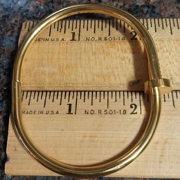 Unisex Goldtone "Nail" Bracelet...New...(Matching Nail Ring is available) - Picture 6 of 7